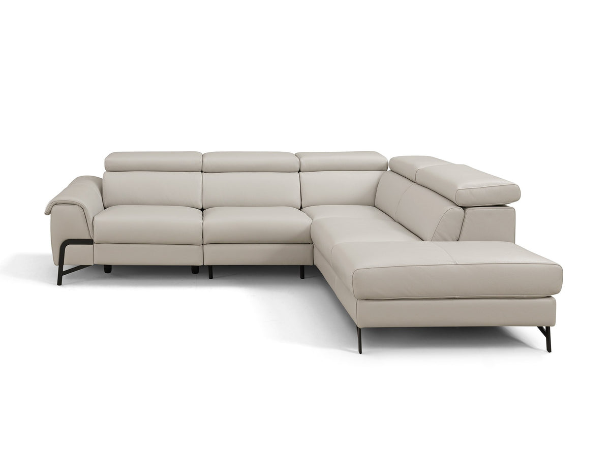 Incanto i917 Alma Power Reclining Sectional with Chaise, 1 Power Seat (115 x 93 in)